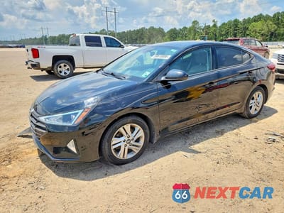 2020 HYUNDAI ELANTRA SEL 5NPD84LFXLH611159 - główne zdjęcie licytacji z USA - miniatura