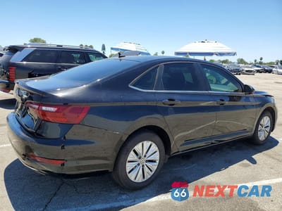 Trzecie zdjęcie samochodu z tyłu: 2020 VOLKSWAGEN JETTA S VIN:3VWC57BU3LM090766 - miniatura