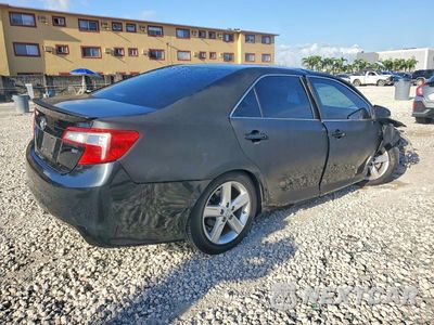 Trzecie zdjęcie samochodu z tyłu: 2014 TOYOTA CAMRY SE VIN:4T1BF1FK3EU466524 - miniatura