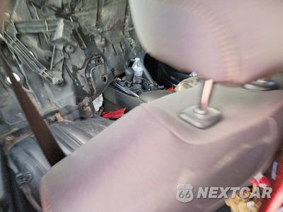 Zdjęcie 8 z 12 samochodu: 2020 TOYOTA CAMRY LE VIN:4T1C31AK6LU531156 - miniatura