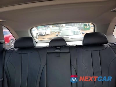 Zdjęcie 10 z 13 samochodu: 2016 BMW X5 XDR40E VIN:5UXKT0C59G0S75382 - miniatura