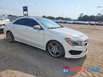 Czwarte zdjęcie samochodu z boku: 2014 MERCEDES-BENZ CLA 250 VIN:WDDSJ4EB6EN052465 - miniatura