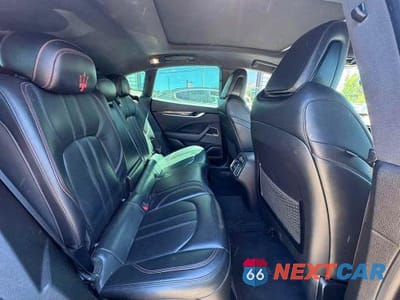 Zdjęcie 6 z 10 samochodu: 2018 MASERATI LEVANTE S SPORT VIN:ZN661YUS3JX269795 - miniatura