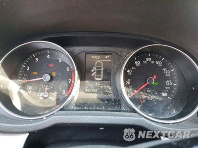 Zdjęcie 9 z 12 samochodu: 2018 VOLKSWAGEN PASSAT S VIN:1VWAA7A35JC001578 - miniatura
