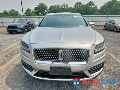Piąte zdjęcie samochodu w środku: 2019 LINCOLN NAUTILUS SELECT VIN:2LMPJ8KP9KBL46358 - miniatura