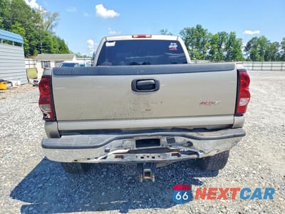 Zdjęcie 6 z 12 samochodu: 2003 CHEVROLET SILVERADO C2500 HEAVY DUTY VIN:1GCHC23U63F127504 - miniatura