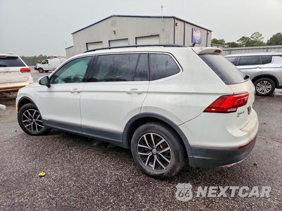 Drugie zdjęcie samochodu z przodu: 2021 VOLKSWAGEN TIGUAN SE VIN:3VV3B7AX1MM103587 - miniatura