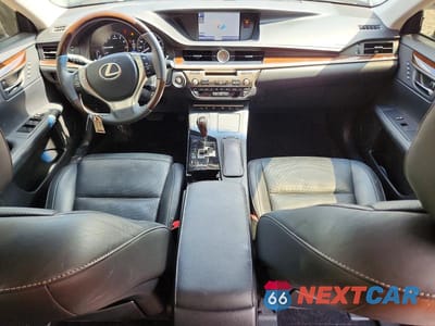 Zdjęcie 8 z 13 samochodu: 2014 LEXUS ES 350 VIN:JTHBK1GG9E2143549 - miniatura