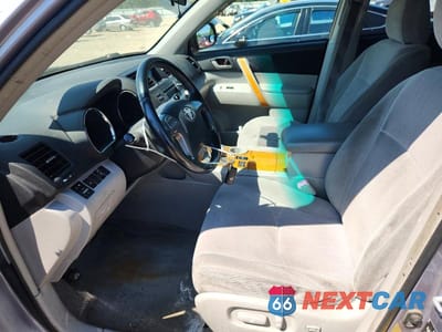 Zdjęcie 7 z 12 samochodu: 2008 TOYOTA HIGHLANDER HYBRID VIN:JTEEW41A482024221 - miniatura