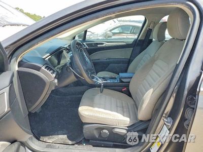 Zdjęcie 7 z 12 samochodu: 2019 FORD FUSION S VIN:3FA6P0G72KR170121 - miniatura