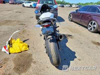 Czwarte zdjęcie samochodu z boku: 2026 BMW S 1000 RR VIN:WB10P2305T6M27434 - miniatura