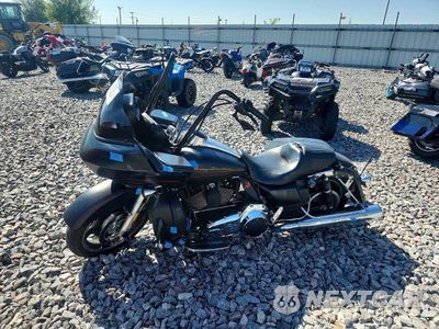 Trzecie zdjęcie samochodu z tyłu: 2013 HARLEY-DAVIDSON FLTRX ROAD GLIDE CUSTOM VIN:1HD1KHM18DB688855 - miniatura