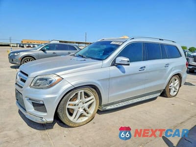 2016 MERCEDES-BENZ GL 550 4MATIC 4JGDF7DE4GA672030 - główne zdjęcie licytacji z USA - miniatura