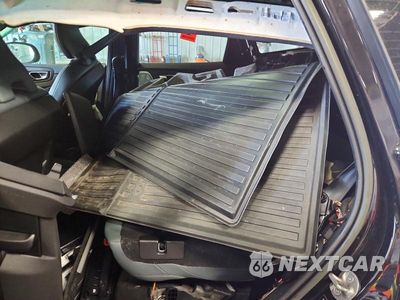 Zdjęcie 13 z 14 samochodu: 2022 VOLVO XC60 T8 RECHARGE R-DESIGN VIN:YV4H60DMXN1070134 - miniatura