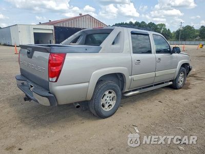 Trzecie zdjęcie samochodu z tyłu: 2005 CHEVROLET AVALANCHE C1500 VIN:3GNEC12Z45G235431 - miniatura