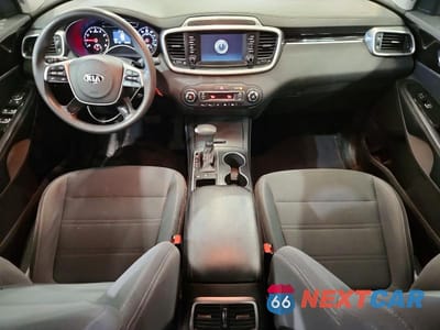 Zdjęcie 8 z 13 samochodu: 2019 KIA SORENTO LX V6 VIN:5XYPGDA53KG448743 - miniatura