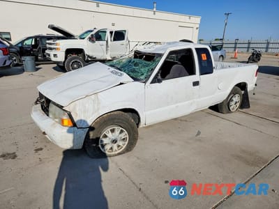 2003 GMC SONOMA 1GTDT19X038217701 - główne zdjęcie licytacji z USA - miniatura
