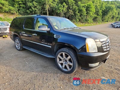 Czwarte zdjęcie samochodu z boku: 2007 CADILLAC ESCALADE ESV VIN:1GYFK66867R425064 - miniatura