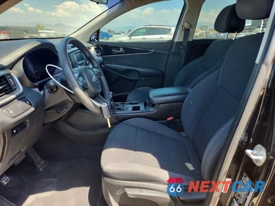 Zdjęcie 7 z 12 samochodu: 2017 KIA SORENTO LX V6 VIN:5XYPGDA54HG211090 - miniatura