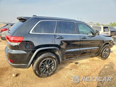 Trzecie zdjęcie samochodu z tyłu: 2018 JEEP GRAND CHEROKEE LAREDO VIN:1C4RJFAG1JC177787 - miniatura