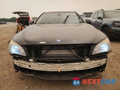 Piąte zdjęcie samochodu w środku: 2012 BMW 750 LXI VIN:WBAKC8C55CC435960 - miniatura