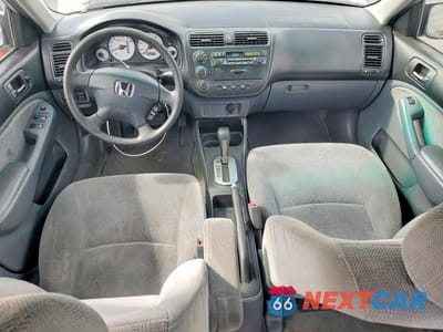 Zdjęcie 8 z 12 samochodu: 2002 HONDA CIVIC LX VIN:2HGES16502H607184 - miniatura