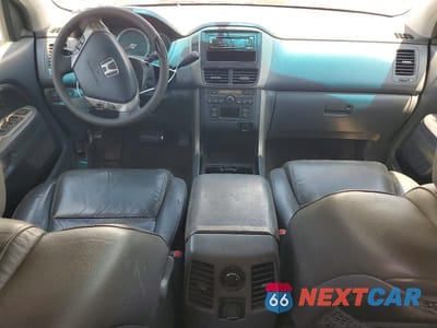 Zdjęcie 8 z 13 samochodu: 2006 HONDA PILOT EX VIN:5FNYF28566B029350 - miniatura