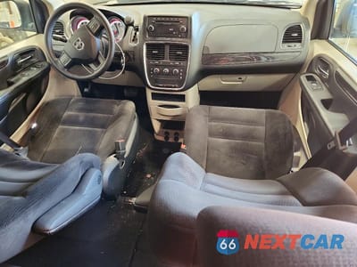 Zdjęcie 8 z 13 samochodu: 2014 DODGE GRAND CARAVAN SE VIN:2C4RDGBG8ER278303 - miniatura