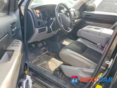 Zdjęcie 8 z 12 samochodu: 2011 TOYOTA TUNDRA DOUBLE CAB SR5 VIN:5TFRM5F16BX032213 - miniatura