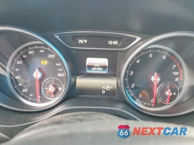 Zdjęcie 9 z 13 samochodu: 2019 MERCEDES-BENZ CLA 250 4MATIC VIN:WDDSJ4GB9KN717285 - miniatura