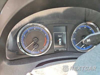 Zdjęcie 9 z 12 samochodu: 2019 TOYOTA COROLLA SE VIN:2T1BURHE0KC208969 - miniatura