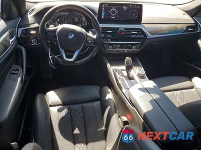 Zdjęcie 8 z 12 samochodu: 2023 BMW 530E VIN:WBA13AG00PCM30463 - miniatura