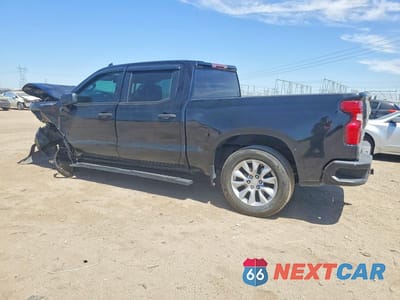 Drugie zdjęcie samochodu z przodu: 2022 CHEVROLET SILVERADO LTD C1500 CUSTOM VIN:3GCPWBEK9NG181802 - miniatura