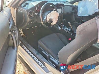 Zdjęcie 8 z 12 samochodu: 2017 SUBARU BRZ 2.0 PREMIUM VIN:JF1ZCAB11H9602283 - miniatura