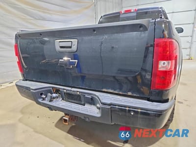 Zdjęcie 6 z 12 samochodu: 2010 CHEVROLET SILVERADO K1500 LTZ VIN:1GCSKTE39AZ155425 - miniatura