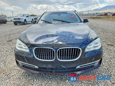Piąte zdjęcie samochodu w środku: 2013 BMW 750 XI VIN:WBAYB6C57DC998107 - miniatura