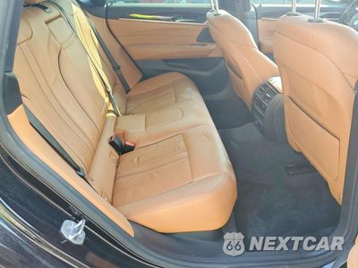 Zdjęcie 10 z 13 samochodu: 2018 BMW 640 XIGT VIN:WBAJV6C5XJBJ99755 - miniatura