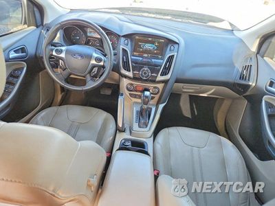 Zdjęcie 8 z 13 samochodu: 2012 FORD FOCUS SEL VIN:1FAHP3M23CL414510 - miniatura