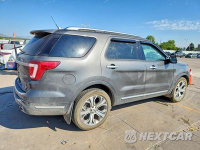 Trzecie zdjęcie samochodu z tyłu: 2018 FORD EXPLORER PLATINUM VIN:1FM5K8HT7JGC14212 - miniatura