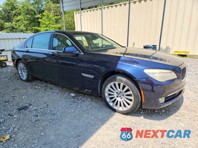 Czwarte zdjęcie samochodu z boku: 2012 BMW 750 LXI VIN:WBAKC8C56CC436535 - miniatura