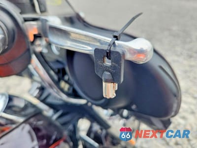 Zdjęcie 8 z 9 samochodu: 2014 HARLEY-DAVIDSON FLHTCU ULTRA CLASSIC ELECTRA GLIDE VIN:1HD1FCM10EB692911 - miniatura