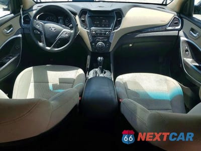 Zdjęcie 8 z 13 samochodu: 2017 HYUNDAI SANTA FE SPORT 2.4L VIN:5NMZU3LBXHH037188 - miniatura