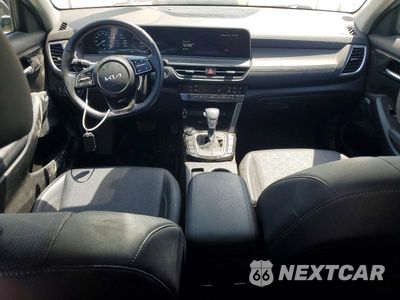 Zdjęcie 8 z 13 samochodu: 2024 KIA SELTOS SX VIN:KNDETCA77R7497613 - miniatura