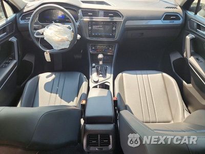 Zdjęcie 8 z 13 samochodu: 2023 VOLKSWAGEN TIGUAN SE VIN:3VVMB7AX2PM076327 - miniatura