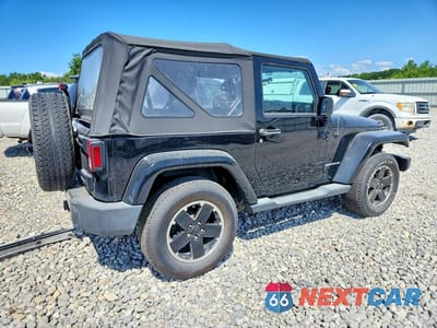 Trzecie zdjęcie samochodu z tyłu: 2012 JEEP WRANGLER SAHARA VIN:1C4AJWBG7CL264706 - miniatura
