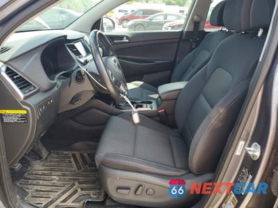 Zdjęcie 7 z 13 samochodu: 2018 HYUNDAI TUCSON VALUE VIN:KM8J3CA23JU804781 - miniatura