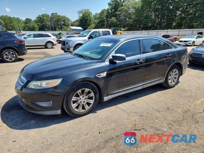 2010 FORD TAURUS SE 1FAHP2DW8AG119342 - główne zdjęcie licytacji z USA - miniatura
