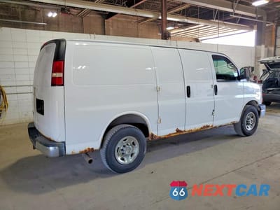 Trzecie zdjęcie samochodu z tyłu: 2012 CHEVROLET EXPRESS G3500 VIN:1GCZGTCA6C1166045 - miniatura