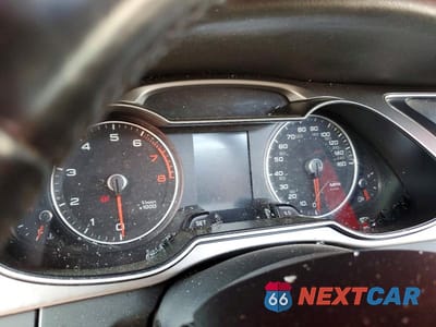 Zdjęcie 9 z 12 samochodu: 2013 AUDI A4 PREMIUM VIN:WAUDFAFL7DN045112 - miniatura