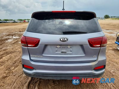 Zdjęcie 6 z 12 samochodu: 2020 KIA SORENTO S VIN:5XYPG4A55LG632910 - miniatura